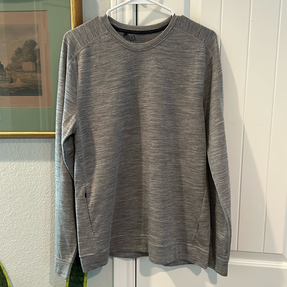 Men’s thermal NWOT by VRST from Dick’s Sports!